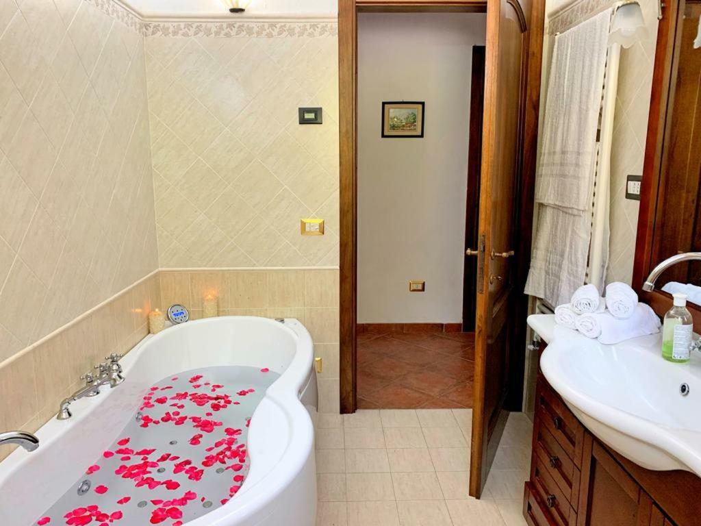 La Rosa Dei Venti Villa Monterotondo  Bagian luar foto